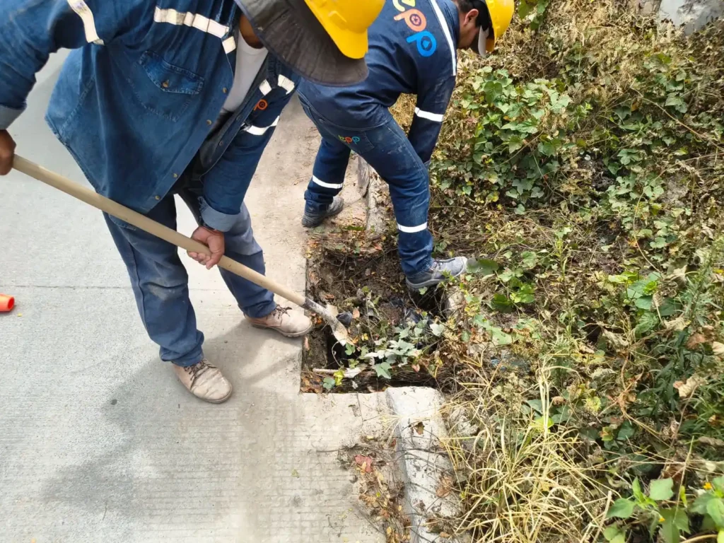 ¡Sumideros en buen estado: vías más seguras y un mejor drenaje para Pitalito!
